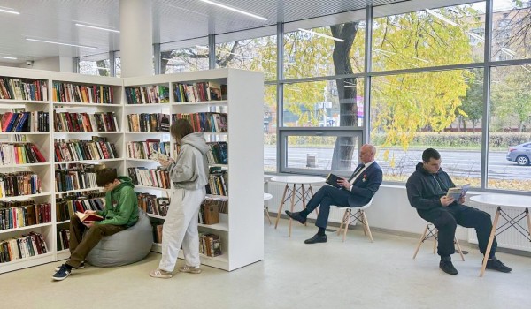 Обновленная библиотека с кружками для детей и театральной выставкой открылась на Свободном проспекте