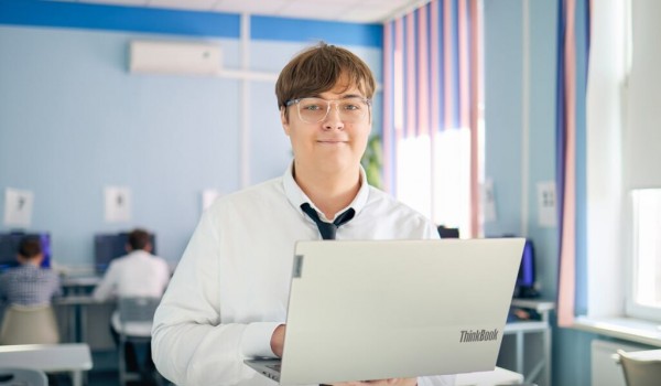 Собянин: Московские школьники разрабатывают собственные ИИ-проекты