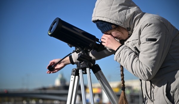 Астроном Кравченко: Москвичи увидят пик метеорного потока Геминиды в ночь на 14 декабря