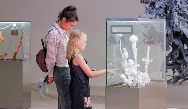 Работу выставки «Морфогенез. Третья природа» продлили в «Биокластере» на ВДНХ