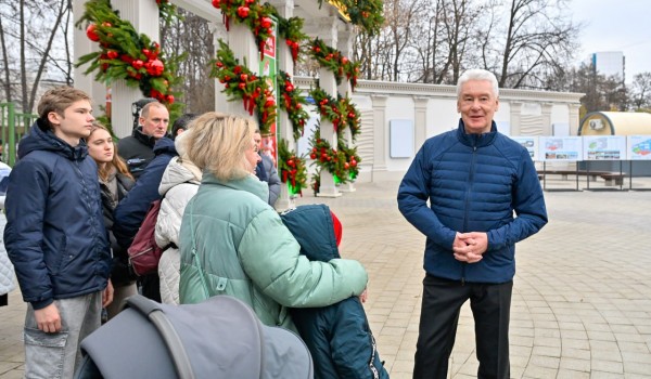 Собянин осмотрел ход работ по благоустройству парка «Сокольники»