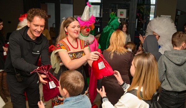 Москонцерт открыл новогодний сбор помощи для детей из новых регионов