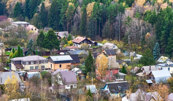 Город выставил на продажу четыре участка для возведения частных жилых домов