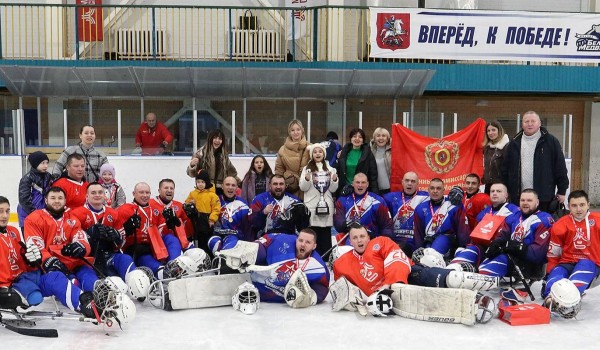 Две столичные команды вошли в тройку лидеров турнира по следж-хоккею