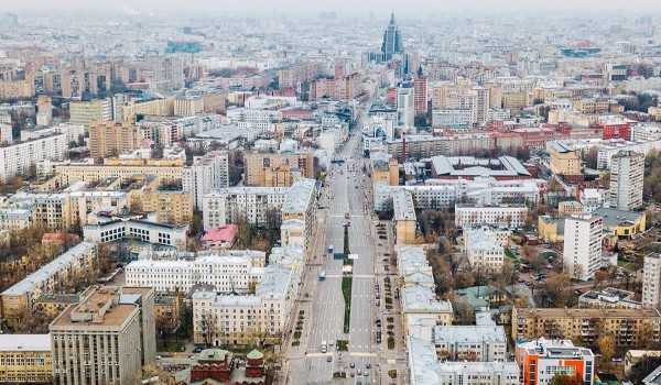 Новый разворот организовали на Новослободской улице перед Тихвинским переулком и Горловым тупиком