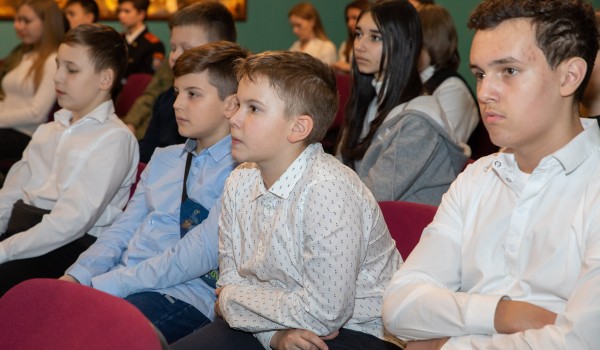 Занятия для школьников о добровольцах в годы войны пройдут в Музее Победы