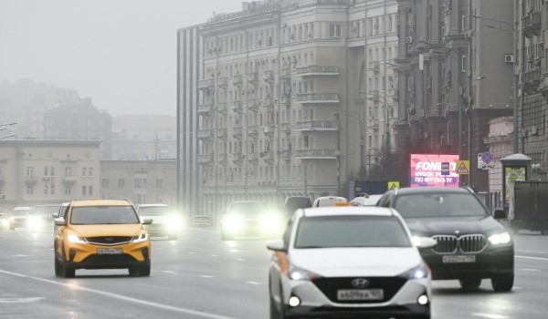 Горожанам рекомендовали использовать для поездок городской транспорт из-за гололедицы