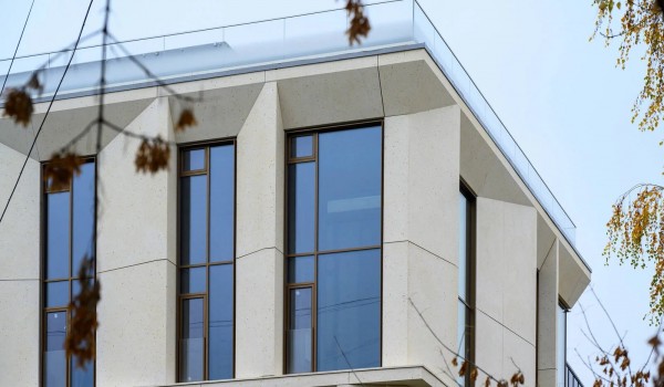 Жилой дом сдали на Саввинской набережной