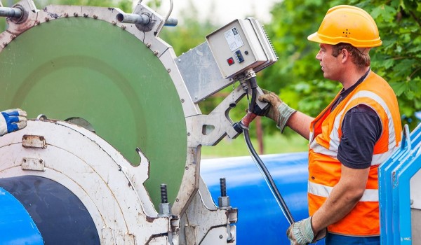 Сети водоснабжения и водоотведения обновили в Пресненском районе
