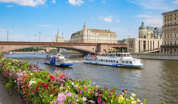 Собянин: Три новых моста через Москву-реку строятся в столице