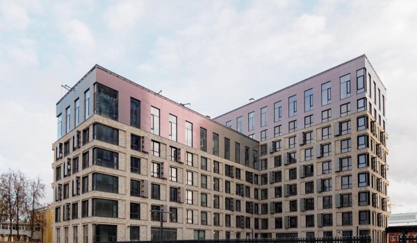 Отделка фасада первого корпуса завершена в жилом комплексе в Можайском районе