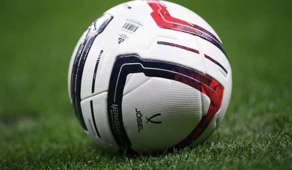 Спрос на футбольную атрибутику в Москве увеличился осенью