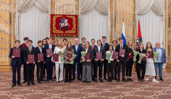 Собянин поздравил победителей и призеров международных предметных олимпиад