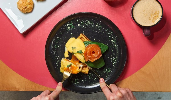 Более 500 заведений присоединились к проекту «Новогодний московский завтрак»