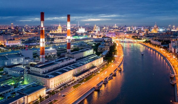 Собянин поздравил московских энергетиков с профессиональным праздником