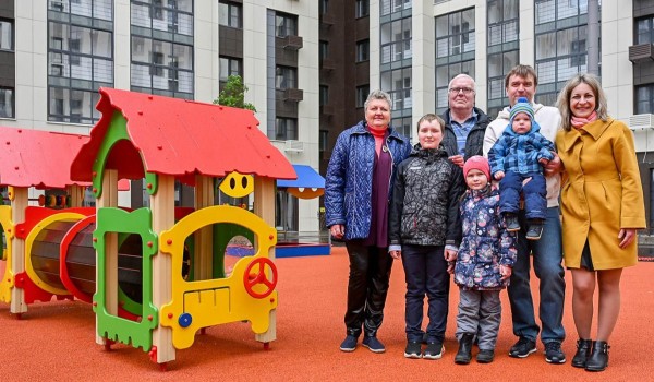 Москвичи из 21 дома завершили оформление документов на квартиры по программе реновации