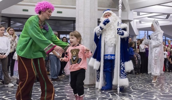 Жители ЗелАО могут передать гуманитарную помощь на площади Юности в Матушкине