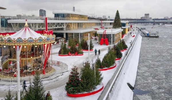 Собянин: Праздничные ярмарки проходят до 31 января на Пушкинской набережной