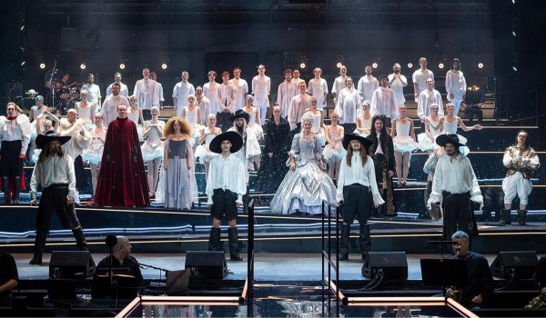 Премьера «Трех мушкетеров» состоялась в Театре имени Моссовета