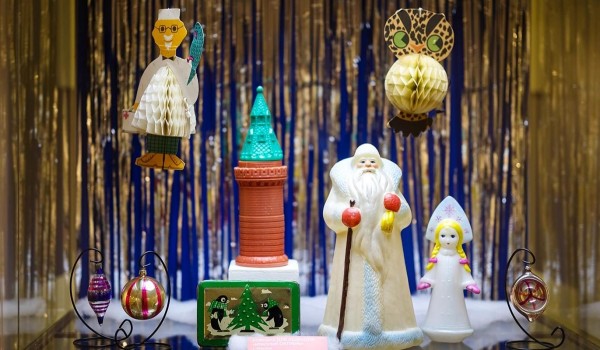 Выставку об эволюции елочной игрушки подготовили в Дарвиновском музее