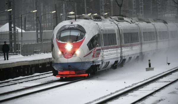 Свыше 100 единиц спецтехники ликвидирует на МЖД последствия снегопада