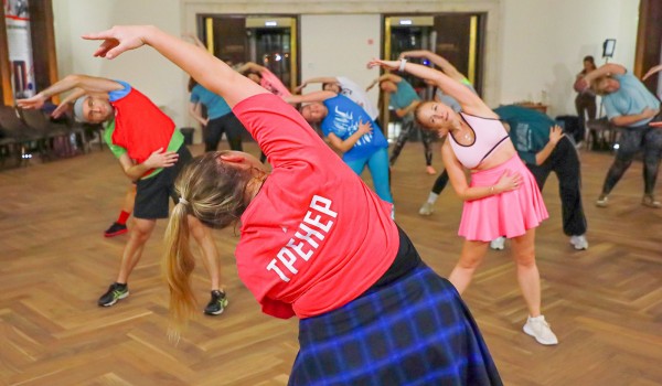 Бесплатные танцевальные секции для старшего поколения начали работу в Москве