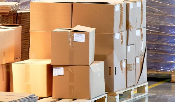 Представители общепита на площадках «Зимы в Москве» отправляют помощь бойцам СВО