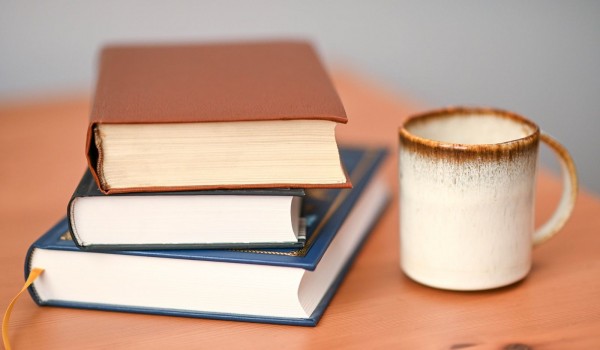 Свыше 2 тыс. москвичей воспользовались услугой бесплатного вывоза книг