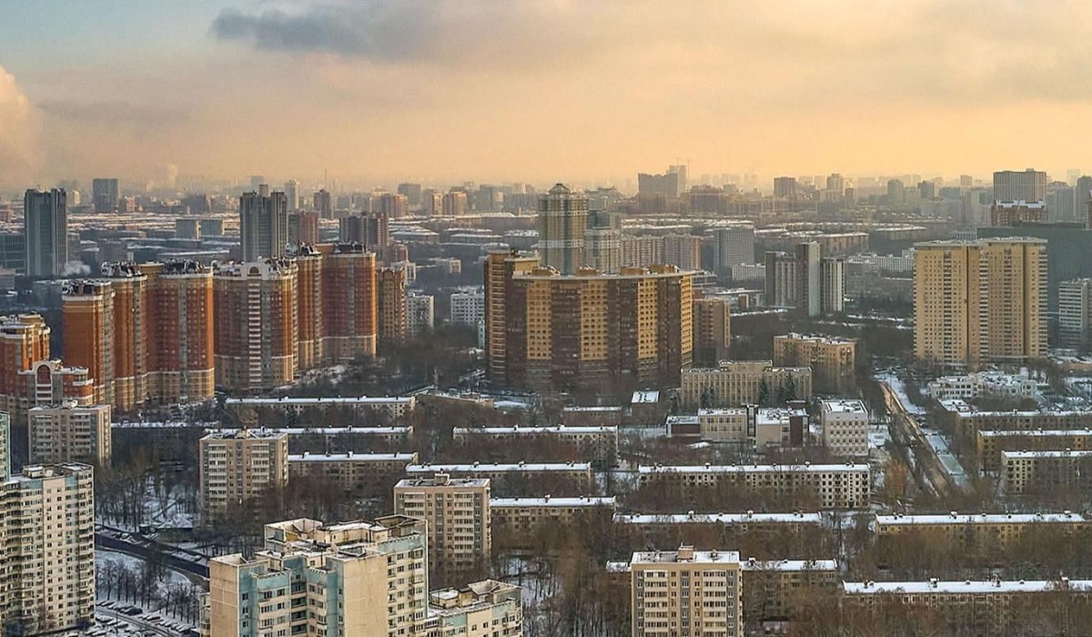 Собянин принял решение назвать улицу в Раменках в честь Владимира Этуша