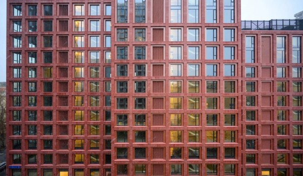 Началась выдача ключей дольщикам трех корпусов на Большой Почтовой улице