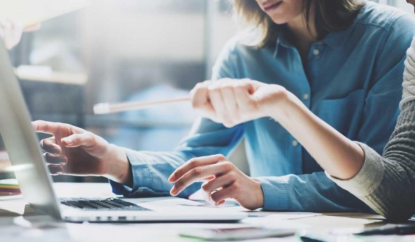 Горожанам рассказали, какие инструменты ИИ внедрили в систему столичных госзакупок в 2025 году