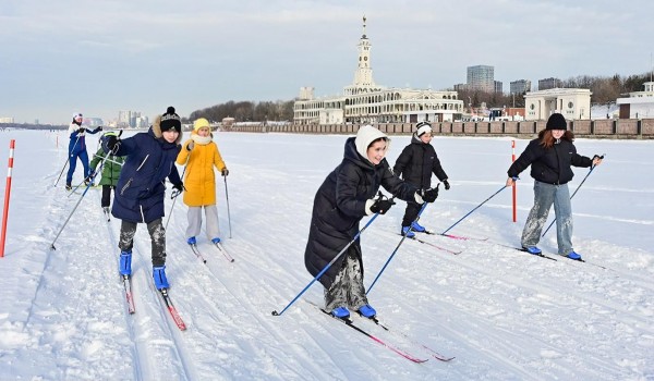 Лыжную трассу в акватории канала им. Москвы открыли у Северного речного вокзала