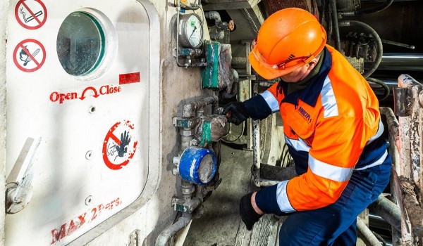 Собянин рассказал о применении кессонных технологий при строительстве метро