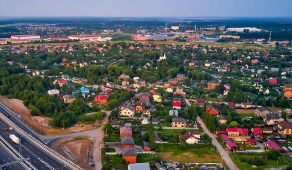 Свыше 30 земельных участков для строительства частных домов можно приобрести в городе