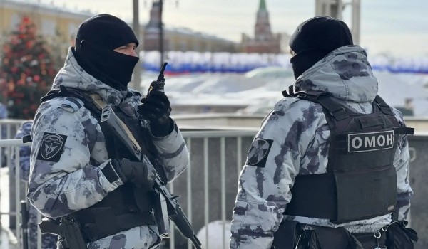 Росгвардейцы обеспечили безопасность мероприятий в рамках празднования Дня защитника Отечества в Москве