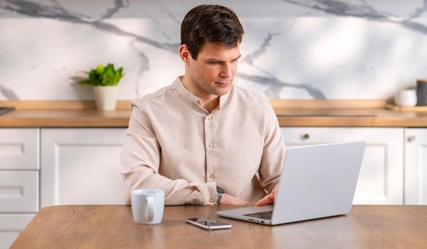 Горожанам рассказали, какие услуги и сервисы на портале мэра Москвы чаще выбирают мужчины