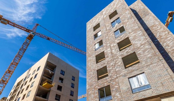 Более 300 площадок для строительства домов подготовили в столице с начала реализации программы реновации