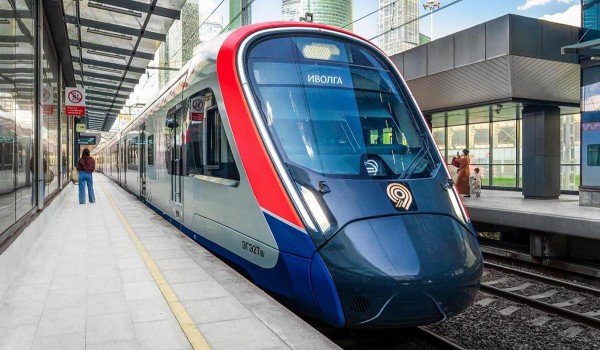 Собянин: Город продолжит развивать московские городские вокзалы