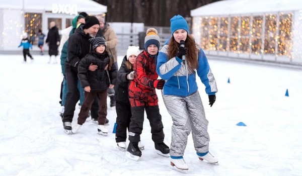 Каток на Северном речном вокзале за сезон посетили 200 тыс. человек