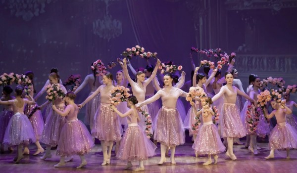 Сергунина: Около 220 мероприятий подготовили культурные площадки Москвы к 8 Марта