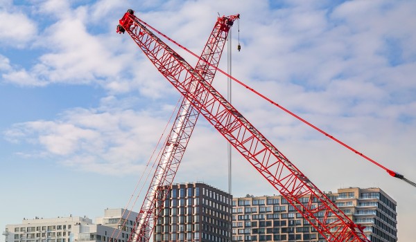 Более 2,4 тыс. проверок соблюдения пожарных норм проведено на стройках Москвы в 2025 году